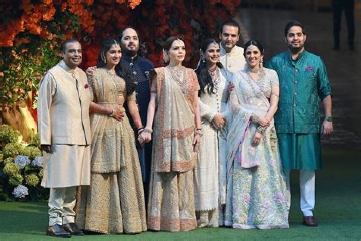 Mukesh Ambani Old Photo