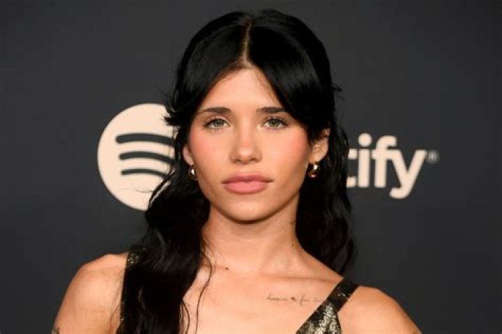 Nessa Barrett Wiki 2021 Net Worth, Height, Weight, Relationship & Full