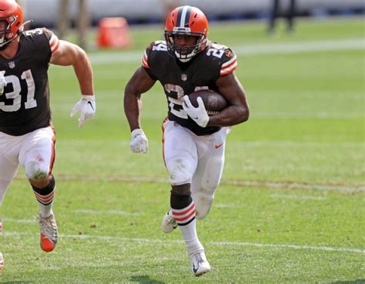 Nick Chubb Why The Cleveland Browns Need To Run Their Offense Thru Him.