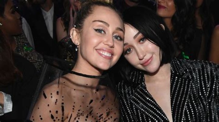 Noah Cyrus Reacts To Ex Lil Xan&rsquo;s Announcement That His Fianc&eacute;e Is Pregnant