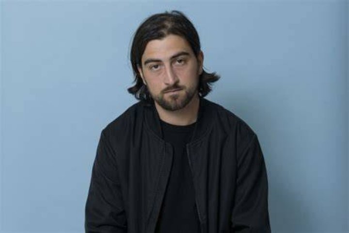 Noah Kahan writes songs about New England. His vulnerability has far