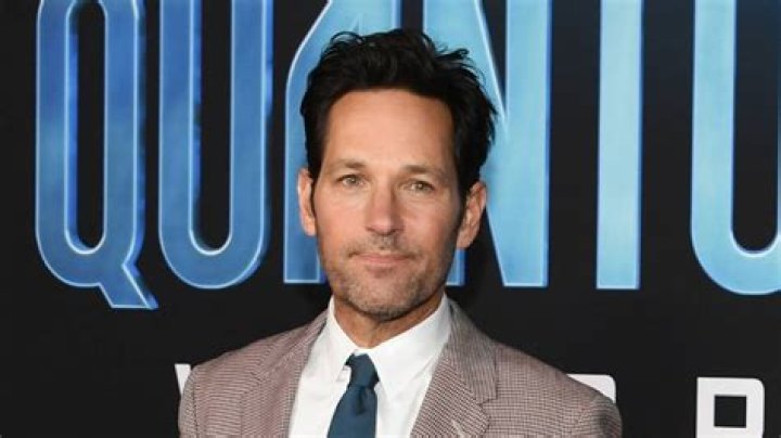 Paul Rudd reflects on hard childhood with late father as fans react to