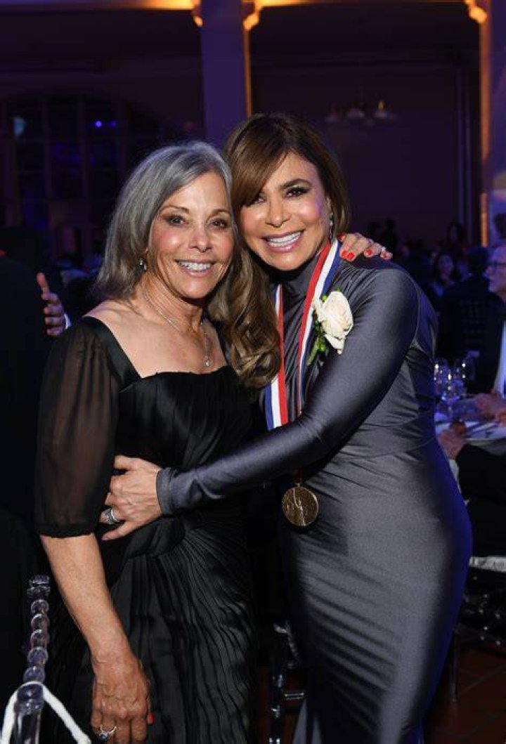 Paula Abdul And Sister Wendy Credit Ralph Dominguez/MediaPunch Stock