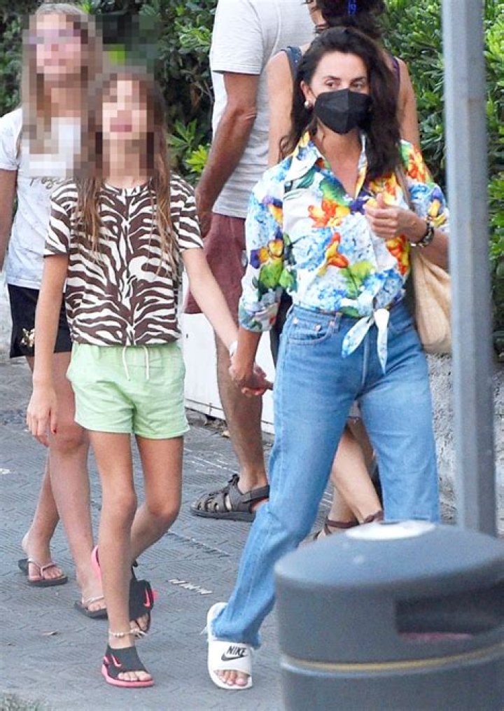 Penelope Cruz Seen Out with Kids Leo & Luna In Italy Photos