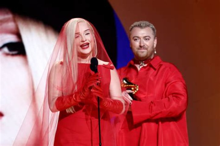Sam Smith with Sisters Lily & Mabel November 2019