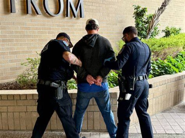 Sheriffs Arrest Sex Offender On Bail Charge Concord Nh Patch Free