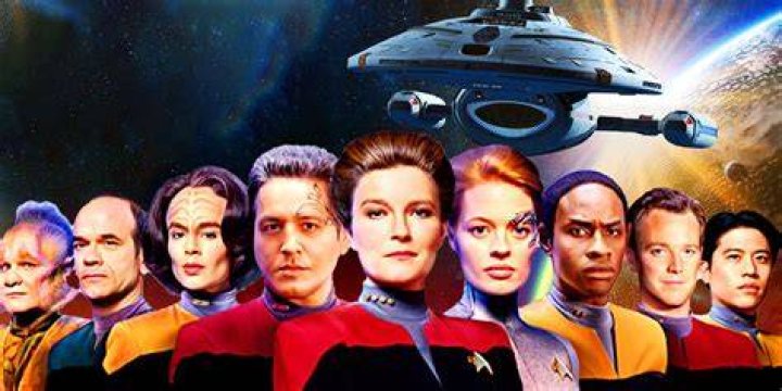 Star Trek Voyager's Jennifer Lien Arrested for Indecent Exposure E! News