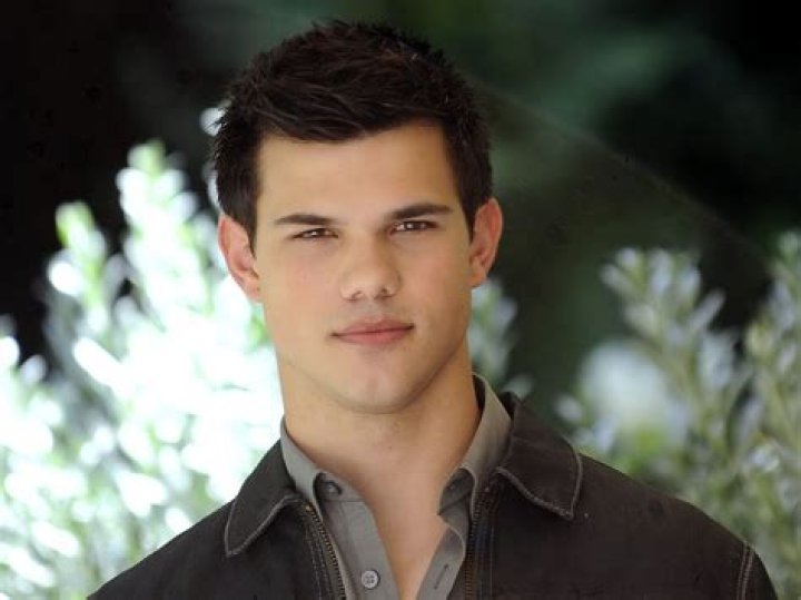 Taylor Lautner wallpapers and images wallpapers, pictures, photos