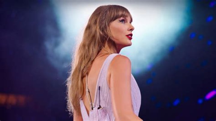 Taylor Swift Backgrounds Wallpaper Cave