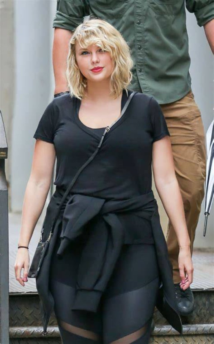 Taylor Swift Chubby Morph by partycultural on DeviantArt