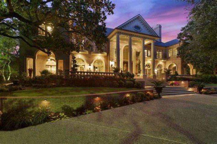 TD Jakes House The Dallas Home Will Shock You