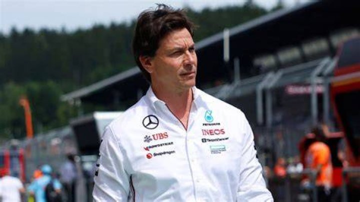Wolff doesn't want son to be racing driver